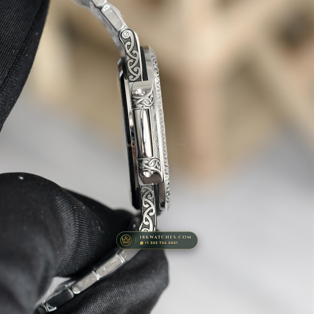 Patek Philippe Nautilus Self-Winding Ref. 5711/1500A — Studio Gallery Plate VIII in 904L Stainless Steel Custom Architecture (115.2g Verified Mass, Patek Philippe Cal. 26-330 S C / Cal. 324 S C - 21K Gold Rotor)