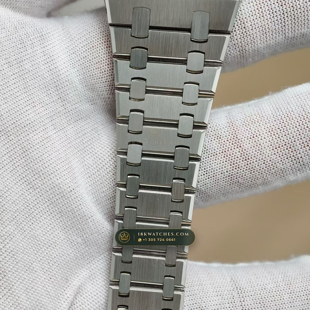 Audemars Piguet Royal Oak Jumbo Extra-Thin 39mm Custom Tapestry Dial 22K Gold Rotor Ref. 15202ST — Studio Gallery Plate IV in 904L Stainless Steel Custom Architecture (103.2g Verified Mass, Audemars Piguet Cal. 2121 Ultra-Thin)