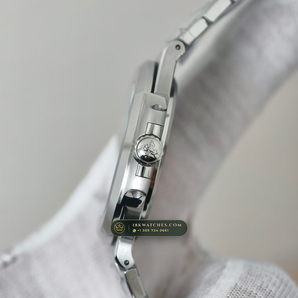 Patek Philippe Nautilus Self-Winding Chronometer Regulated Spec Ref. 5711A — Studio Gallery Plate V in 904L Stainless Steel Custom Architecture (114.8g Verified Mass, Patek Philippe Cal. 26-330 S C / Cal. 324 S C - 21K Gold Rotor)