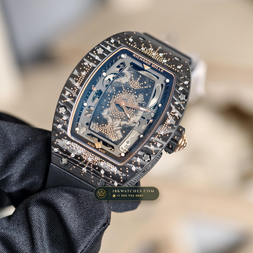 Richard Mille RM 07-01 Automatic Tonneau Dark Night Carbon TPT & Gold Leaf Geneva Atelier Spec — Studio Gallery Plate II in Carbon TPT & Grade 5 Titanium (58.1g Verified Mass, Richard Mille Cal. CRMA2 Variable-Geometry Rotor)