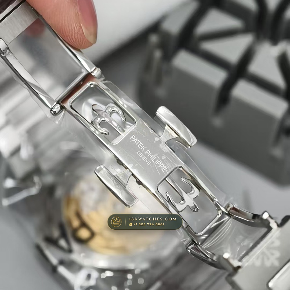 Patek Philippe Nautilus Self-Winding Custom SW Dial 22K Gold Rotor Ref. 5711/1A-014 — Studio Gallery Plate XI in 904L Stainless Steel Custom Architecture (114.7g Verified Mass, Patek Philippe Cal. 26-330 S C / Cal. 324 S C - 21K Gold Rotor)