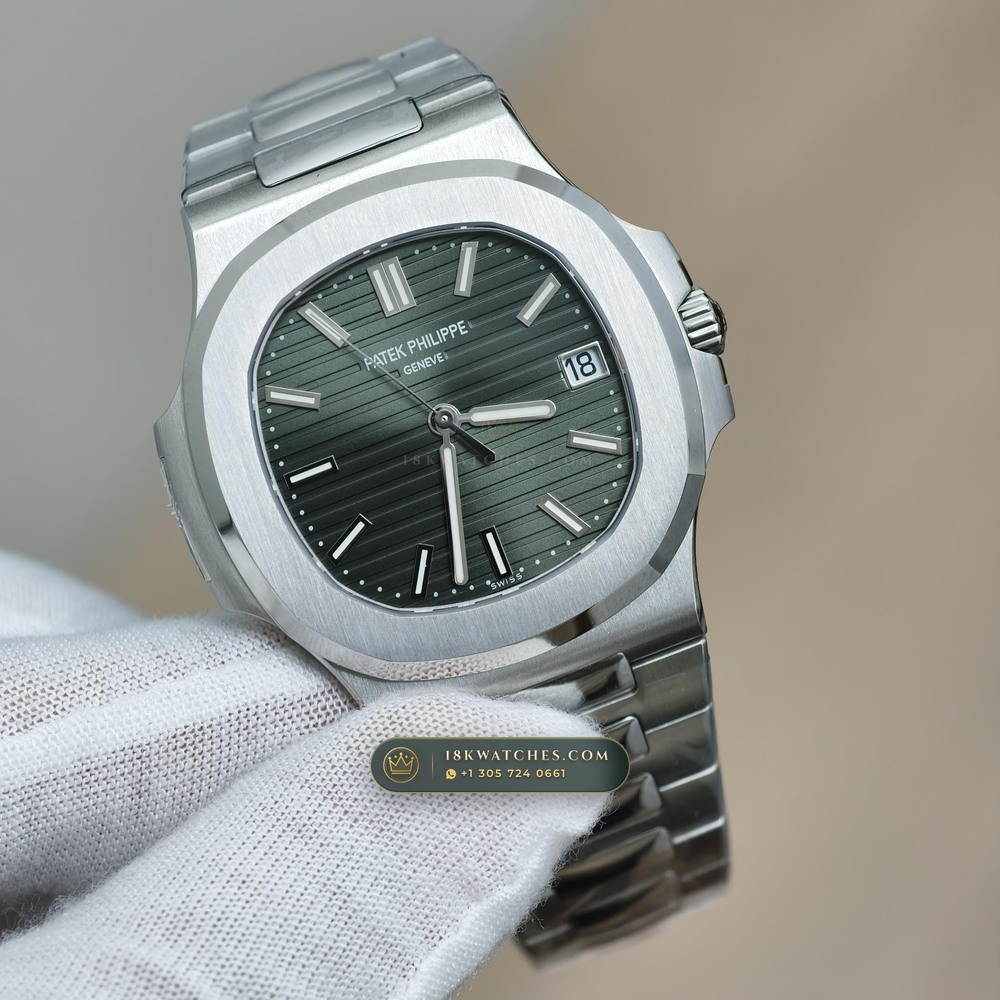 Patek Philippe Nautilus Self-Winding Custom SW Dial 22K Gold Rotor Ref. 5711/1A-014 — Studio Gallery Plate IV in 904L Stainless Steel Custom Architecture (114.7g Verified Mass, Patek Philippe Cal. 26-330 S C / Cal. 324 S C - 21K Gold Rotor)