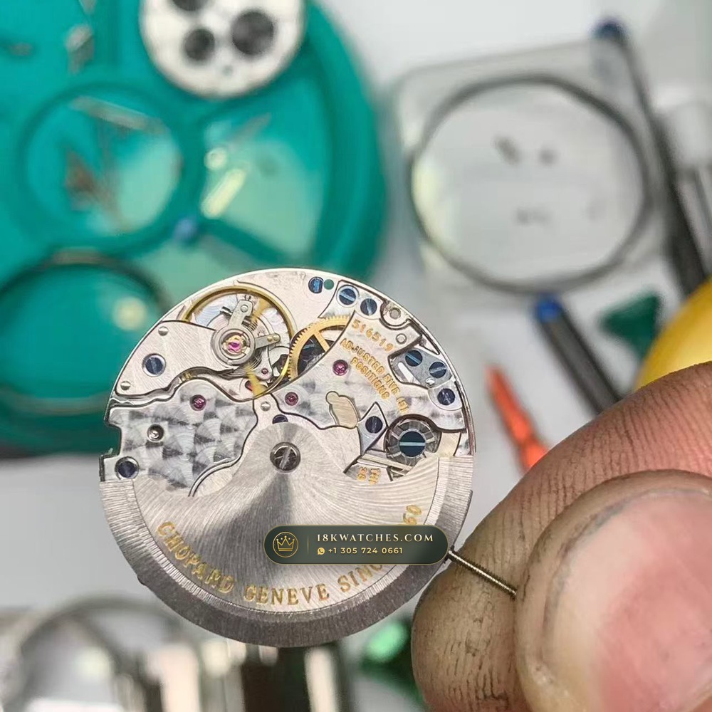 Audemars Piguet Royal Oak Selfwinding Chronograph 41mm Cal. FP1185 Ref. 26331ST.OO.1220ST.01 — Studio Gallery Plate VIII in 904L Stainless Steel Custom Architecture (180.8g Verified Mass, Audemars Piguet Cal. 2385 Column-Wheel Chronograph)
