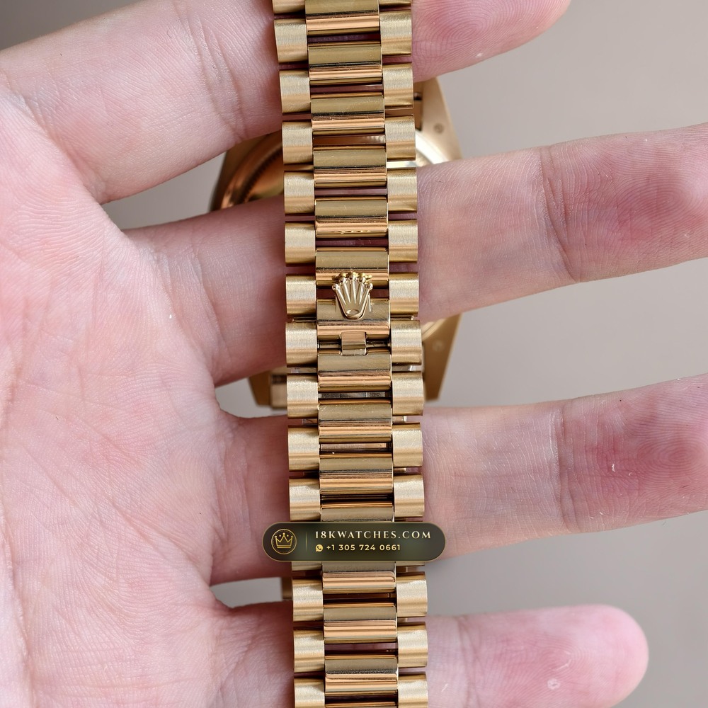 Rolex Day-Date 36 Mother-of-Pearl & Diamond Bezel 18K Yellow Gold Ref. 128348RBR — Studio Gallery Plate IX in 18K Yellow Gold Au750 (183.2g Verified Mass, Rolex Manufacture Cal. 3255 - 70h Power Reserve)