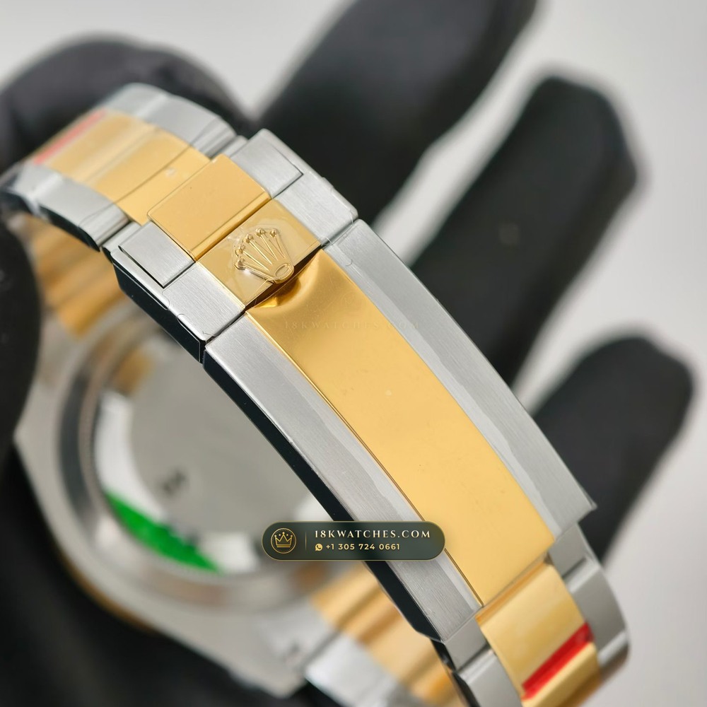 Rolex Submariner Date Ref. 126613LN — Studio Gallery Plate V in 904L Stainless Steel Custom Architecture (174.6g Verified Mass, Rolex Manufacture Cal. 3235 - 70h Power Reserve)
