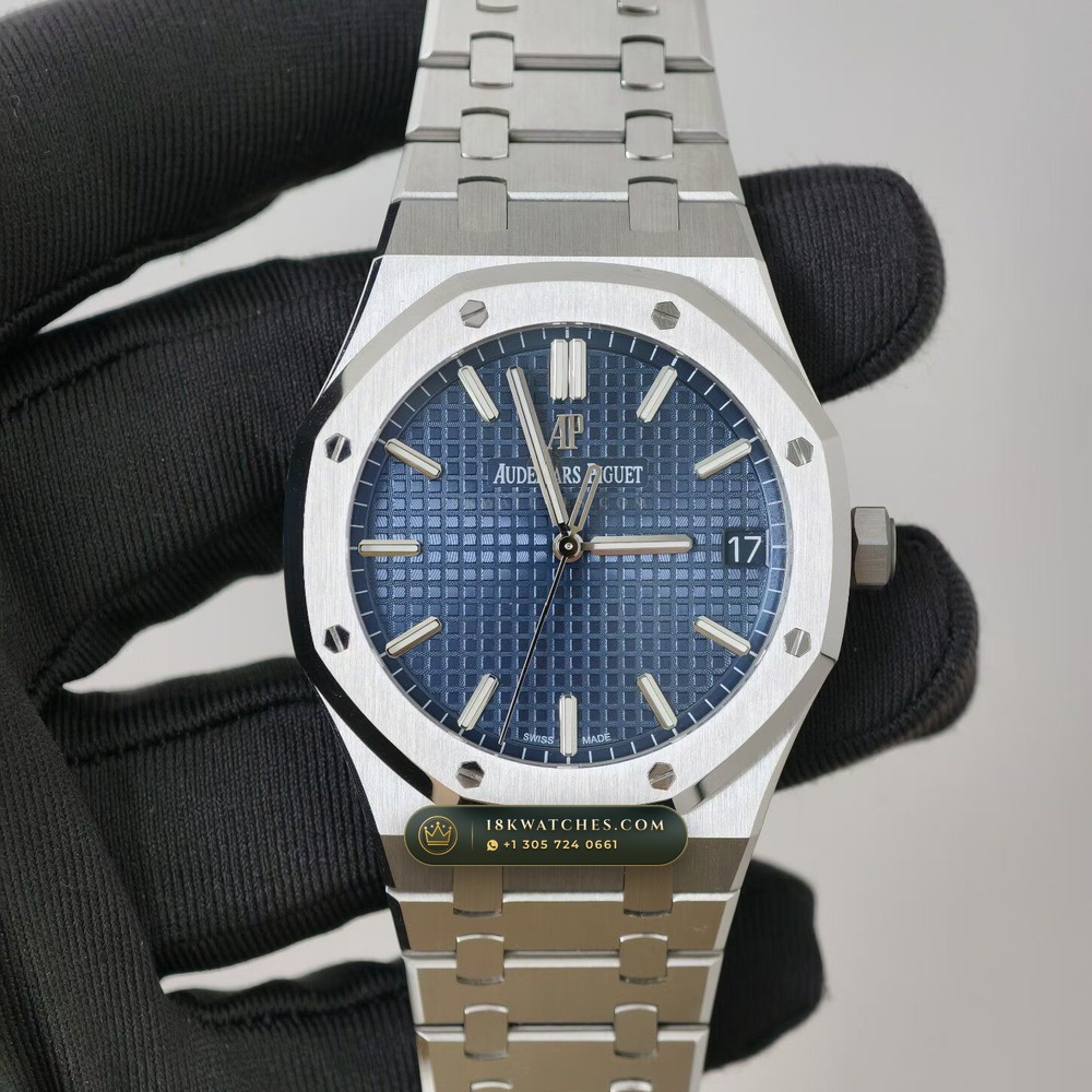 Audemars Piguet Royal Oak Selfwinding 41mm Custom SW Dial Ref. 15500ST