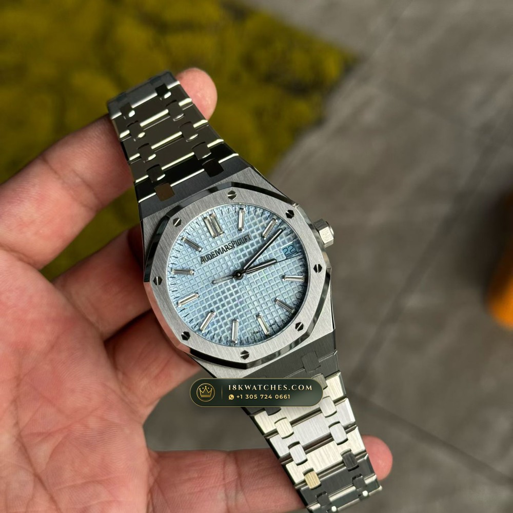 Audemars Piguet Royal Oak Selfwinding 41mm 18K White Gold Ref. 15510BC.OO.1320BC.01 — Studio Gallery Plate V in 18K White Gold Au750 (223.6g Verified Mass, Audemars Piguet Cal. 4302 - 70h Power Reserve)