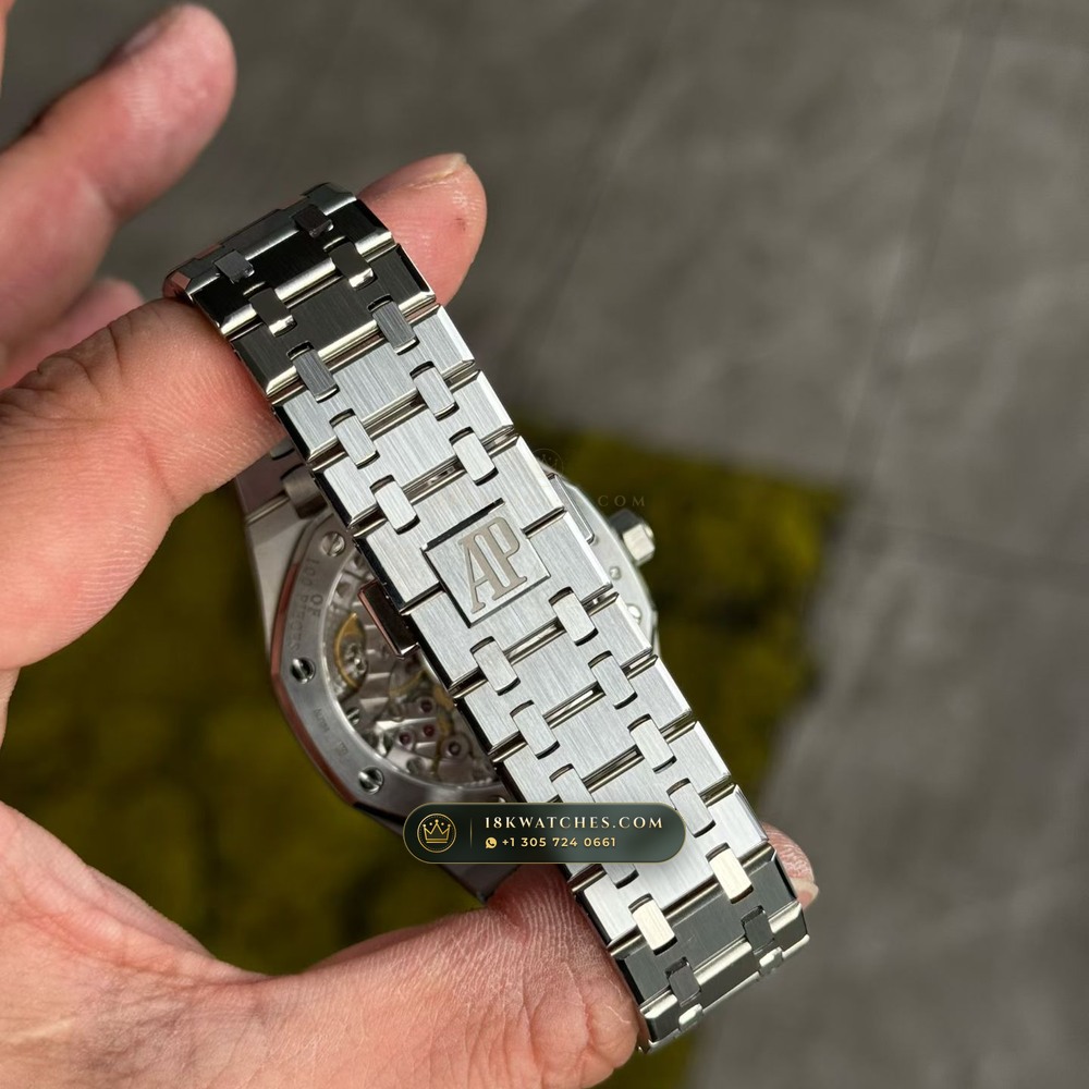 Audemars Piguet Royal Oak Selfwinding 41mm 18K White Gold Ref. 15510BC.OO.1320BC.01 — Studio Gallery Plate VIII in 18K White Gold Au750 (223.6g Verified Mass, Audemars Piguet Cal. 4302 - 70h Power Reserve)