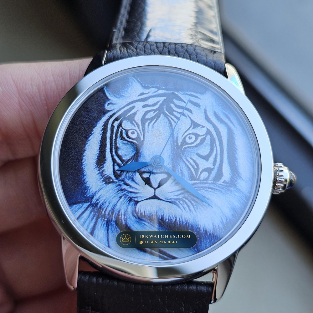 Cartier Ronde Solo de Cartier 36mm Roman Dial Cal. 8000MC Ref. W6701005 — Studio Gallery Plate II in 904L Stainless Steel Custom Architecture (56.2g Verified Mass, Cartier Automatic Cal. 049)
