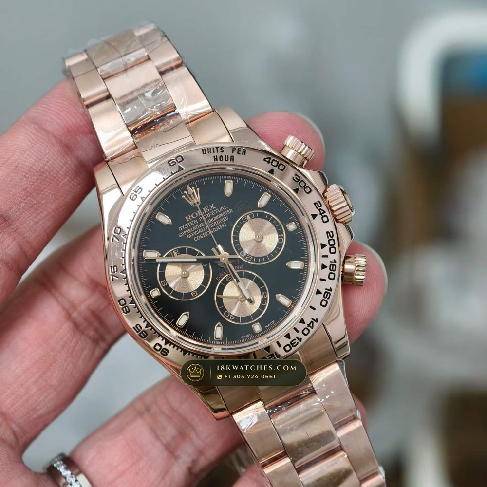 Rolex Cosmograph Daytona 18K Everose Gold Deep Crystal Optics Ref. 116505 — Studio Gallery Plate II in 18K Rose Gold Au750 (216.8g Verified Mass, Rolex Manufacture Cal. 4130 - 72h Power Reserve)