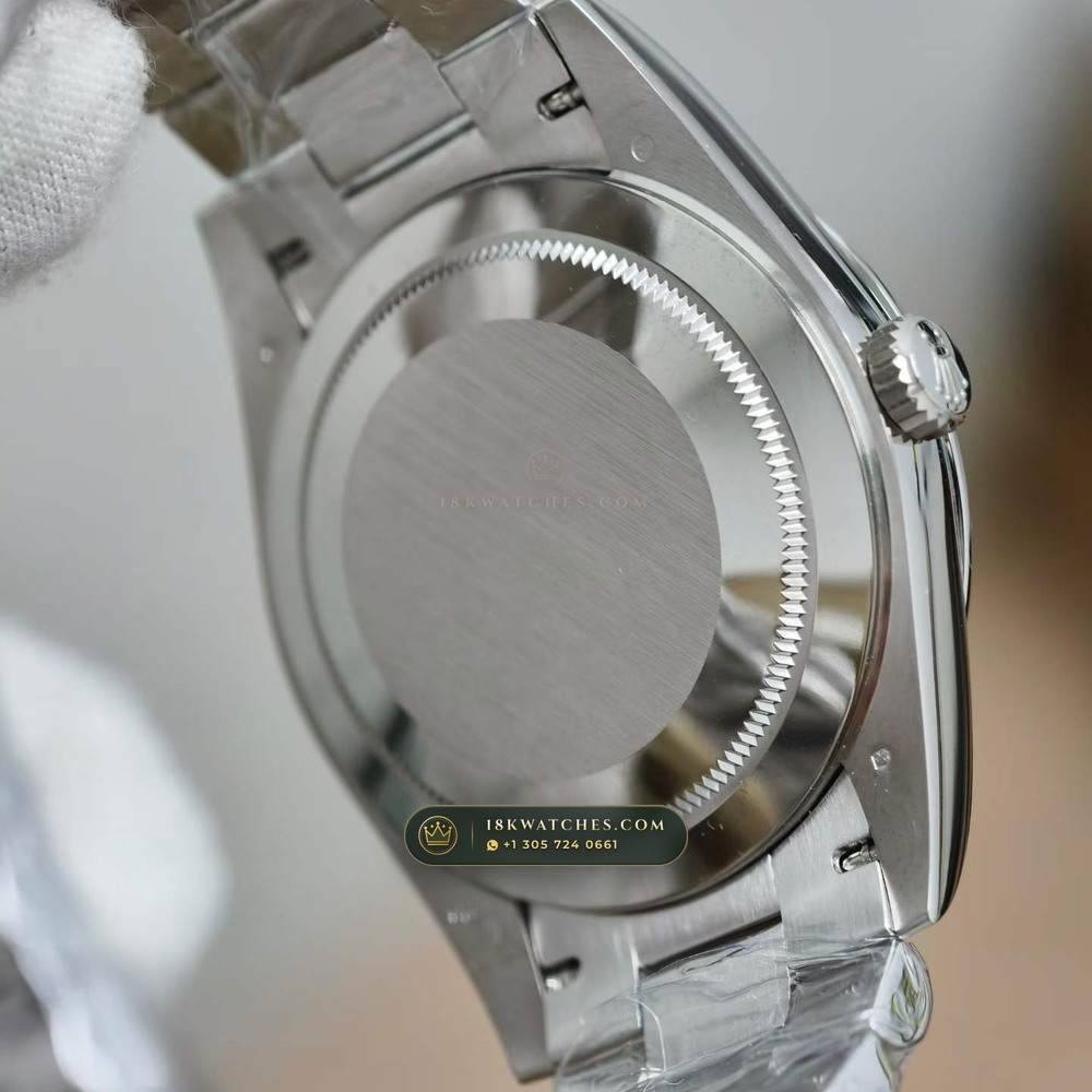Rolex Day-Date 40 18K White Gold Ref. 228239 — Studio Gallery Plate VIII in 18K White Gold Au750 (210.7g Verified Mass, Rolex Manufacture Cal. 3255 - 70h Power Reserve)