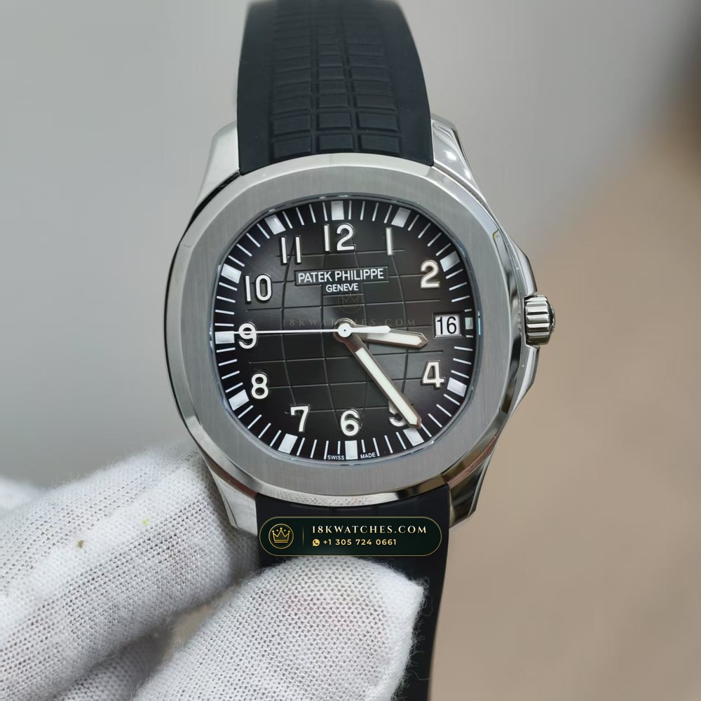 Patek Philippe Aquanaut Extra-Large Self-Winding Custom SW Dial Deep Crystal Optics Ref. 5167A