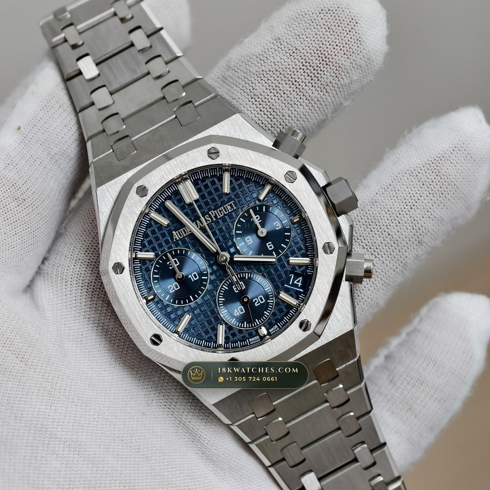 Audemars Piguet Royal Oak Selfwinding Chronograph 41mm Geneva Atelier Spec Ref. 26240ST — Studio Gallery Plate III in 904L Stainless Steel Custom Architecture (180.3g Verified Mass, Audemars Piguet Cal. 4401 Flyback Chronograph)
