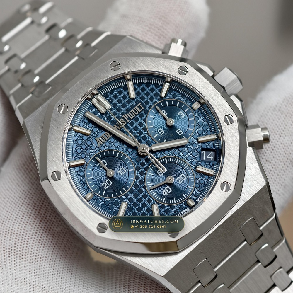Audemars Piguet Royal Oak Selfwinding Chronograph 41mm Geneva Atelier Spec Ref. 26240ST — Studio Gallery Plate V in 904L Stainless Steel Custom Architecture (180.3g Verified Mass, Audemars Piguet Cal. 4401 Flyback Chronograph)