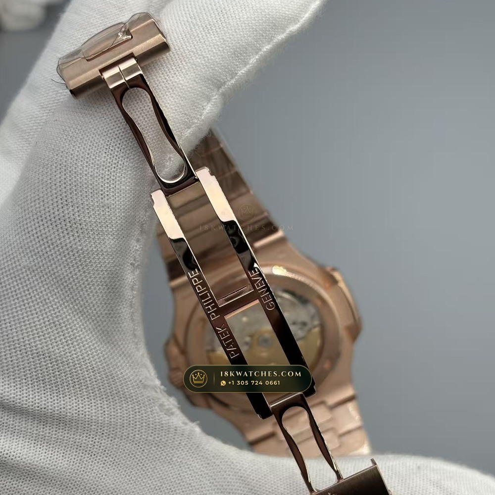 Patek Philippe Nautilus Self-Winding Diamond-Set Bezel 18K Rose Gold Geneva Atelier Spec Ref. 5723/112R-001 — Studio Gallery Plate IX in 18K Rose Gold Au750 (186.5g Verified Mass, Patek Philippe Cal. 26-330 S C / Cal. 324 S C - 21K Gold Rotor)