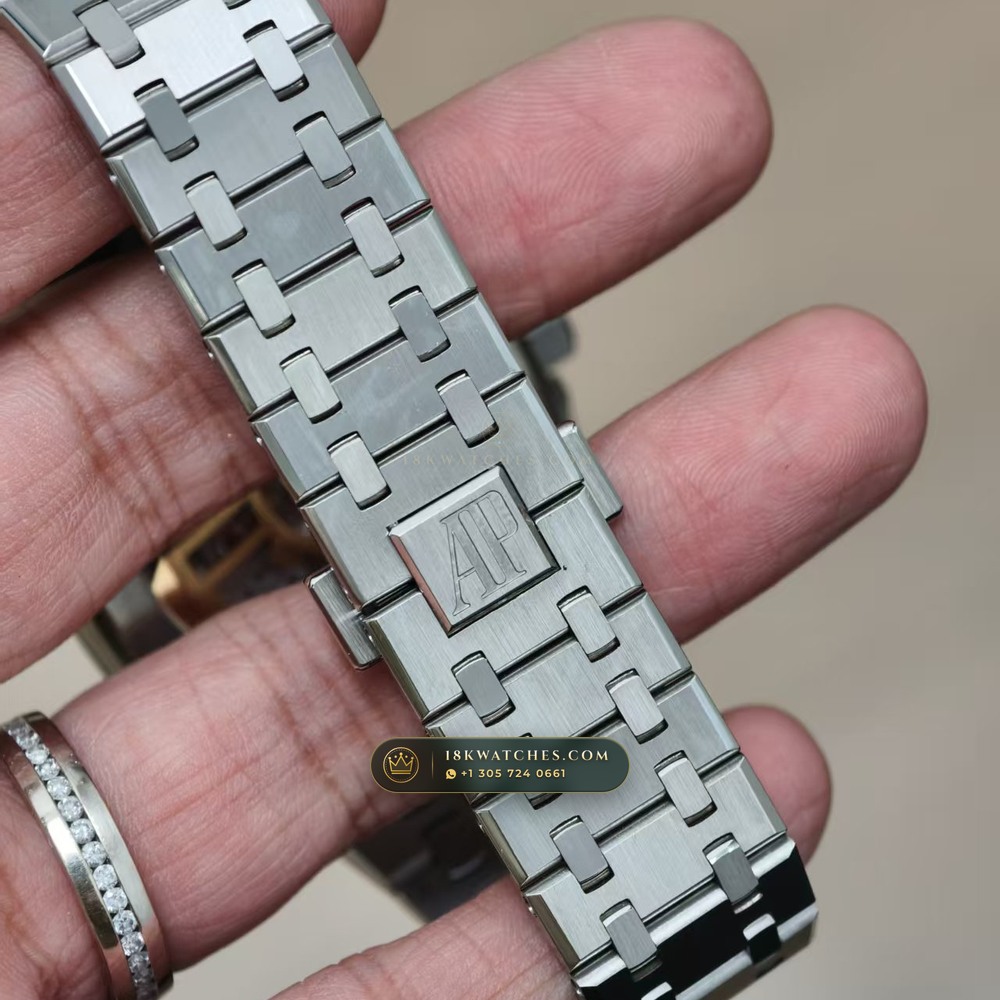 Audemars Piguet Royal Oak Selfwinding Chronograph 41mm Chronometer Regulated Spec Ref. 26240ST — Studio Gallery Plate VI in 904L Stainless Steel Custom Architecture (180.3g Verified Mass, Audemars Piguet Cal. 4401 Flyback Chronograph)