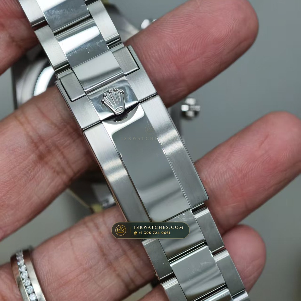 Rolex Cosmograph Daytona Geneva Atelier Spec Ref. 126500 — Studio Gallery Plate VII in 904L Stainless Steel Custom Architecture (143.2g Verified Mass, Rolex Manufacture Cal. 4131 - 72h Power Reserve)