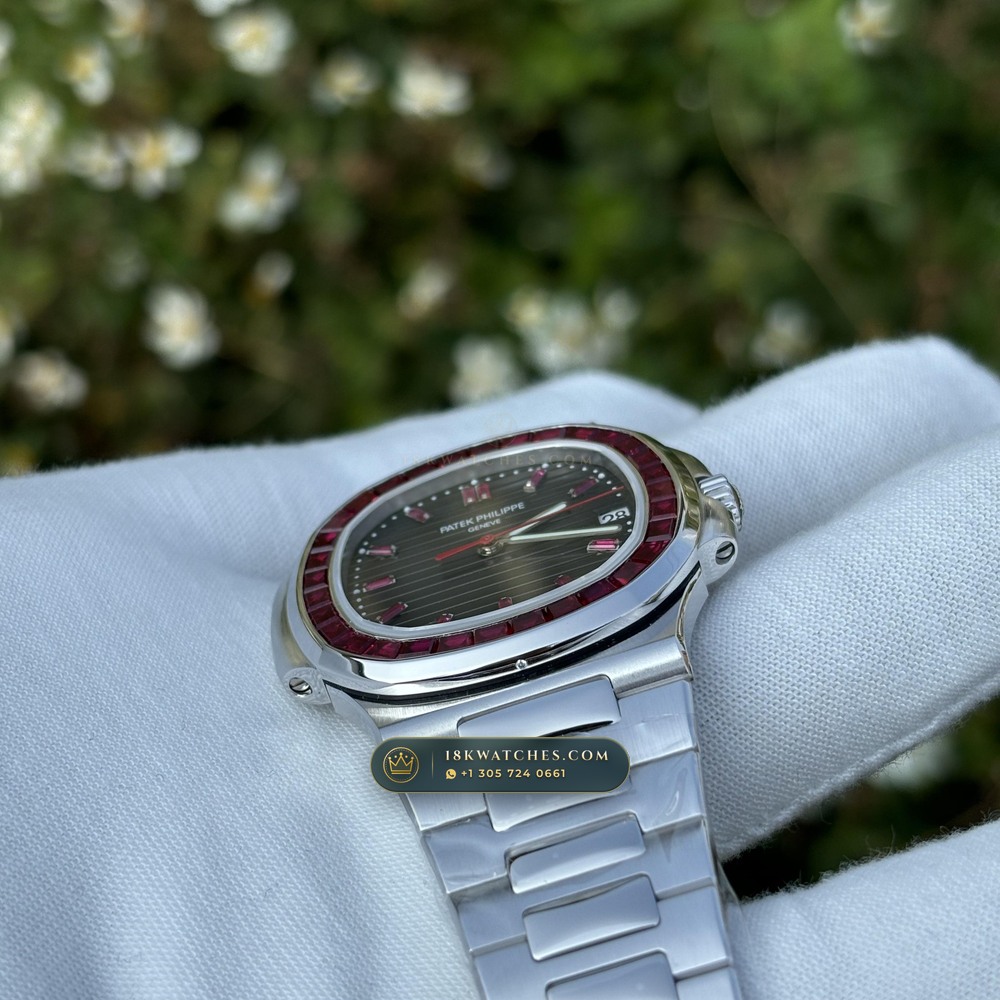 Patek Philippe Nautilus Off-Catalogue Baguette Ruby Bezel Diamond-Set Bezel 950 Platinum Ref. 5711/112P-001 — Studio Gallery Plate IV in 950 Platinum Pt950 (244.6g Verified Mass, Patek Philippe Cal. 26-330 S C / Cal. 324 S C - 21K Gold Rotor)