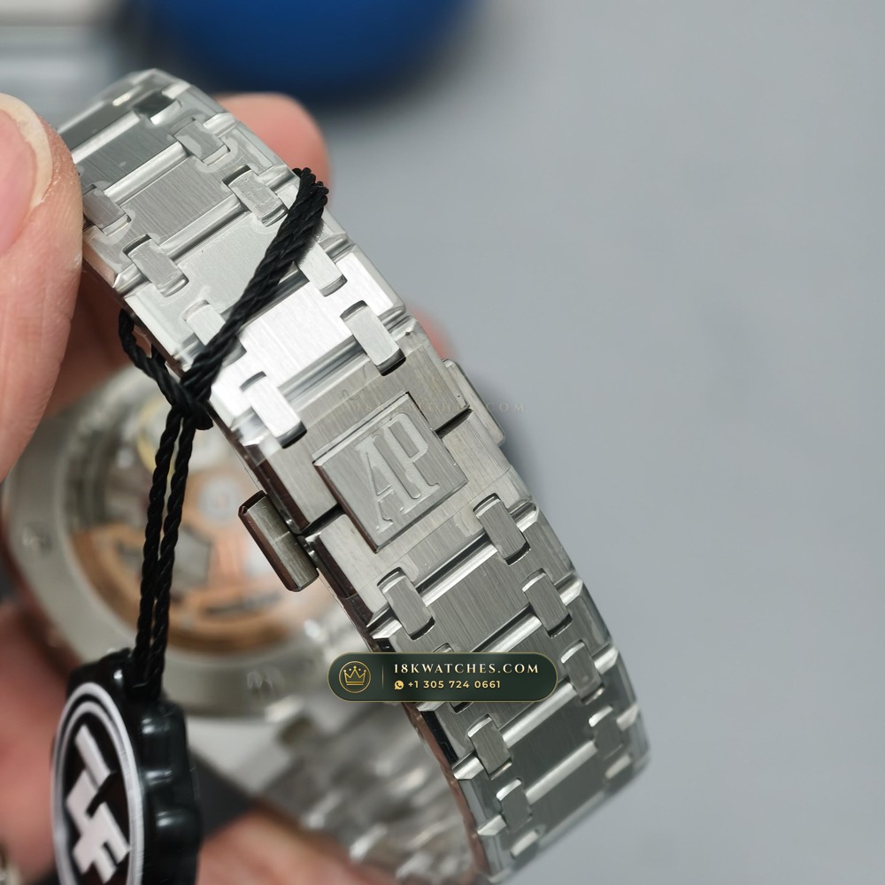 Audemars Piguet Royal Oak Jumbo Extra-Thin 39mm Geneva Atelier Spec Ref. 15202ST — Studio Gallery Plate VII in 904L Stainless Steel Custom Architecture (103.6g Verified Mass, Audemars Piguet Cal. 2121 Ultra-Thin)