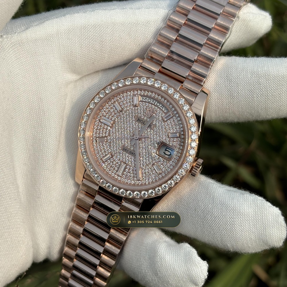 Rolex Day-Date 40 Diamond-Set Bezel 18K Everose Gold Ref. 228345RBR — Studio Gallery Plate VI in 18K Rose Gold Au750 (210.3g Verified Mass, Rolex Manufacture Cal. 3255 - 70h Power Reserve)