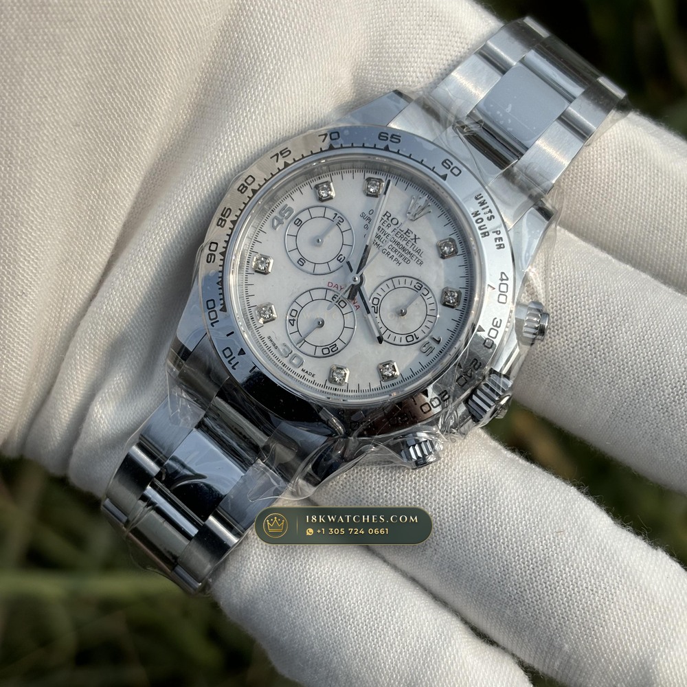 Rolex Cosmograph Daytona Iridescent Natural Mother-of-Pearl Dial 18K White Gold Ref. 116509 — Studio Gallery Plate IV in 18K White Gold Au750 (216.7g Verified Mass, Rolex Manufacture Cal. 4130 - 72h Power Reserve)
