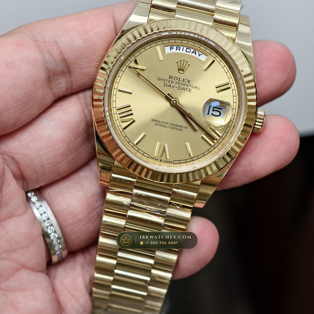 Rolex Day-Date 40 18K Yellow Gold Geneva Atelier Spec Ref. 228238 — Studio Gallery Plate II in 18K Yellow Gold Au750 (210.9g Verified Mass, Rolex Manufacture Cal. 3255 - 70h Power Reserve)