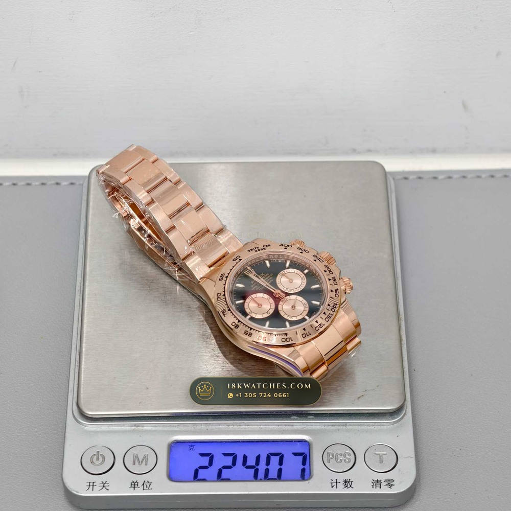 Rolex Cosmograph Daytona 18K Everose Gold Geneva Atelier Spec Ref. 126505 — Studio Gallery Plate VIII in 18K Rose Gold Au750 (216.4g Verified Mass, Rolex Manufacture Cal. 4131 - 72h Power Reserve)