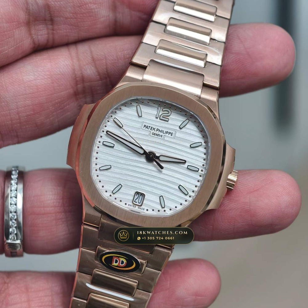 Patek Philippe Nautilus Ladies Automatic 18K Rose Gold Ref. 7118/1R-001 — Studio Gallery Plate III in 18K Rose Gold Au750 (145.8g Verified Mass, Patek Philippe Cal. 324 S C - 21K Gold Rotor)