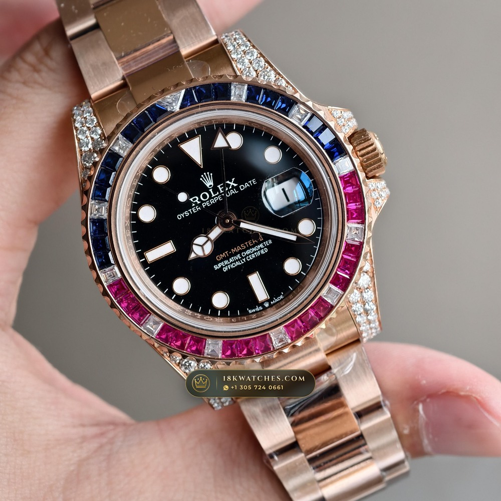 Rolex GMT-Master II Diamond-Set Bezel 18K Everose Gold Ref. 126755SARU — Studio Gallery Plate II in 18K Rose Gold Au750 (225.3g Verified Mass, Rolex Manufacture Cal. 3285 - 70h Power Reserve)
