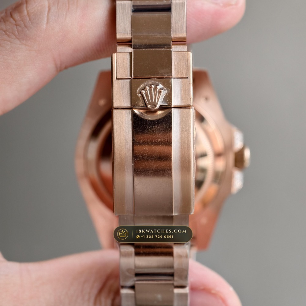 Rolex GMT-Master II Diamond-Set Bezel 18K Everose Gold Ref. 126755SARU — Studio Gallery Plate VIII in 18K Rose Gold Au750 (225.3g Verified Mass, Rolex Manufacture Cal. 3285 - 70h Power Reserve)