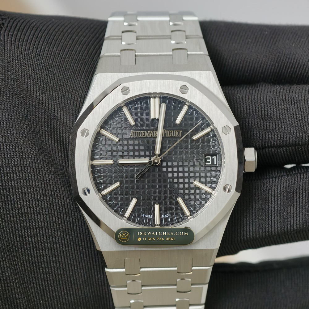 Audemars Piguet Royal Oak Selfwinding 41mm Custom Tapestry Dial Flush Bezel Screws Ref. 15510ST — Studio Gallery Plate II in 904L Stainless Steel Custom Architecture (166.7g Verified Mass, Audemars Piguet Cal. 4302 - 70h Power Reserve)