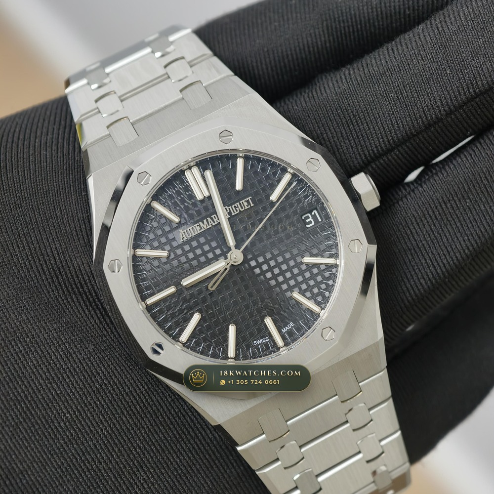 Audemars Piguet Royal Oak Selfwinding 41mm Custom Tapestry Dial Flush Bezel Screws Ref. 15510ST — Studio Gallery Plate III in 904L Stainless Steel Custom Architecture (166.7g Verified Mass, Audemars Piguet Cal. 4302 - 70h Power Reserve)