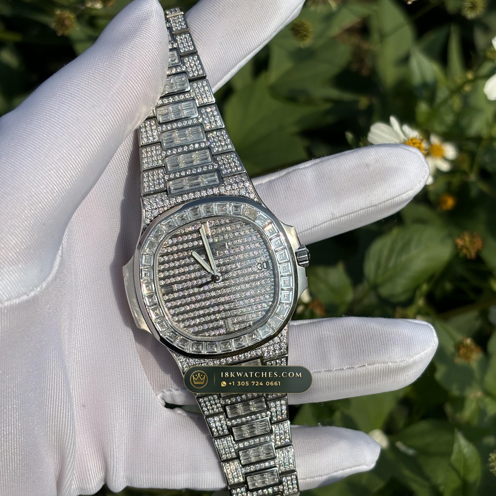 Patek Philippe Nautilus Haute Joaillerie Full Diamond Pave 18K White Gold Ref. 5719/10G-010 — Studio Gallery Plate V in 18K White Gold Au750 (186.9g Verified Mass, Patek Philippe Cal. 26-330 S C / Cal. 324 S C - 21K Gold Rotor)