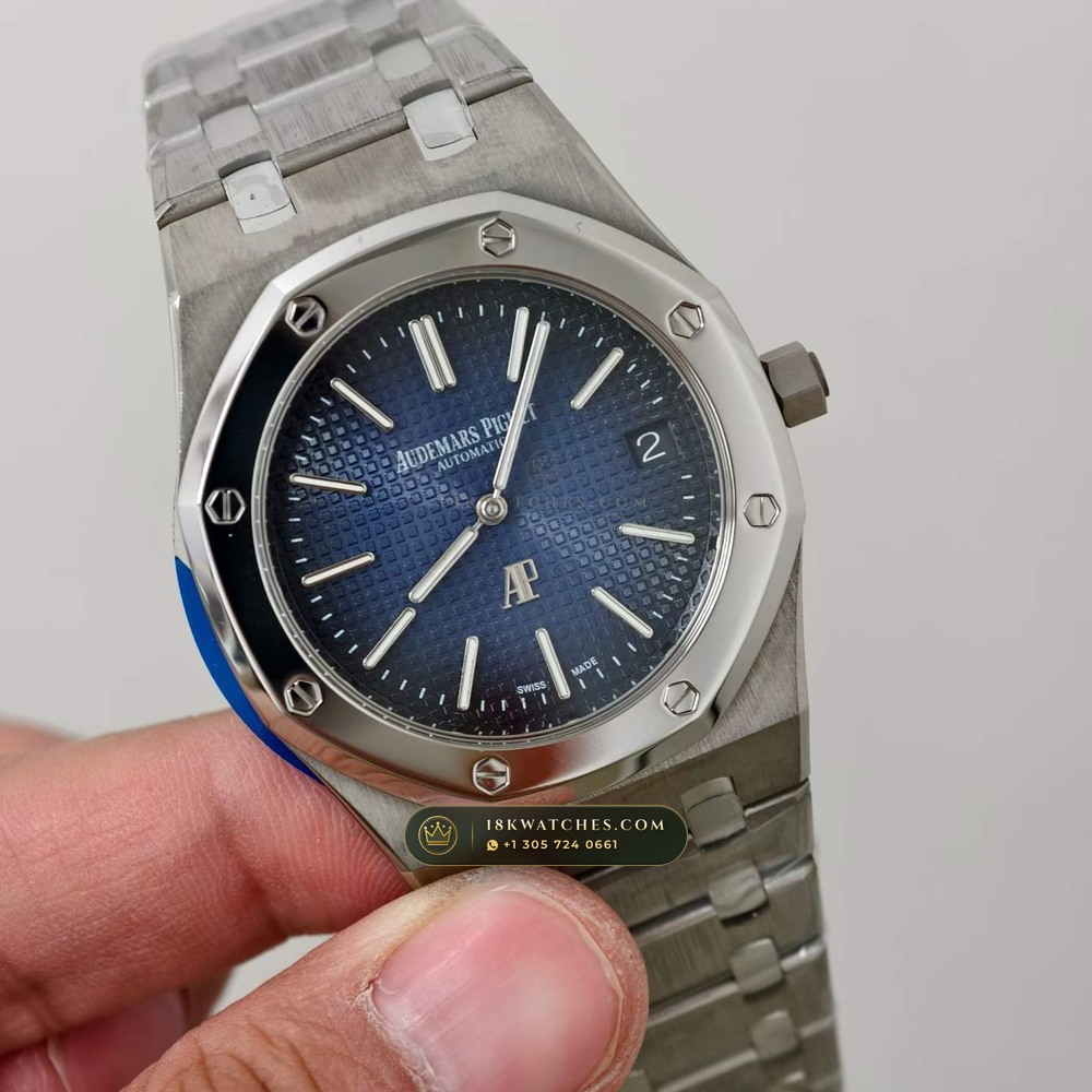 Audemars Piguet Royal Oak Jumbo Extra-Thin 39mm Ref. 15202IP — Studio Gallery Plate III in Grade 5 Titanium Monobloc (94.4g Verified Mass, Audemars Piguet Cal. 2121 Ultra-Thin)