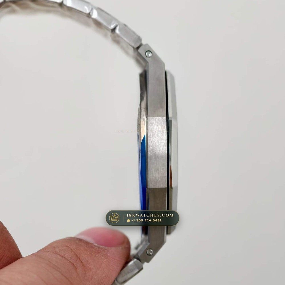 Audemars Piguet Royal Oak Jumbo Extra-Thin 39mm Ref. 15202IP — Studio Gallery Plate VI in Grade 5 Titanium Monobloc (94.4g Verified Mass, Audemars Piguet Cal. 2121 Ultra-Thin)