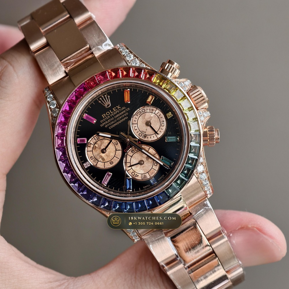 Rolex Cosmograph Daytona Rainbow Sapphire Bezel 18K Everose Gold Ref. 116595RBOW — Studio Gallery Plate II in 18K Rose Gold Au750 (216.9g Verified Mass, Rolex Manufacture Cal. 4130 - 72h Power Reserve)