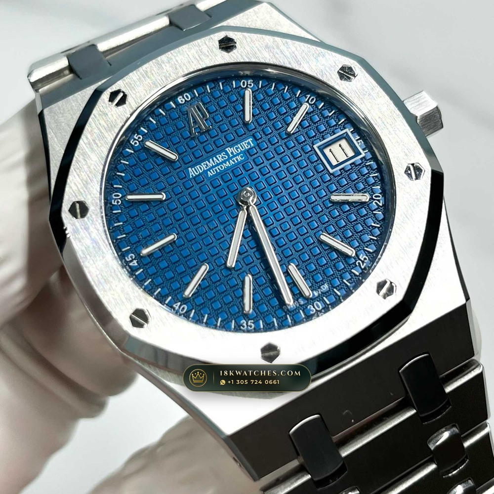 Audemars Piguet Royal Oak Jumbo Extra-Thin 39mm Ref. 15202ST.OO.0944ST.03 — Studio Gallery Plate II in 904L Stainless Steel Custom Architecture (103.8g Verified Mass, Audemars Piguet Cal. 2121 Ultra-Thin)