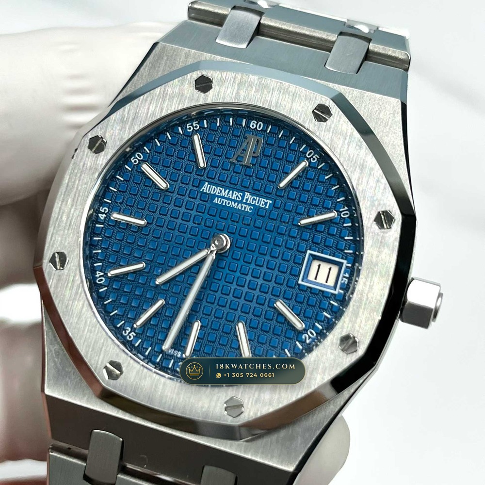 Audemars Piguet Royal Oak Jumbo Extra-Thin 39mm Ref. 15202ST.OO.0944ST.03 — Studio Gallery Plate III in 904L Stainless Steel Custom Architecture (103.8g Verified Mass, Audemars Piguet Cal. 2121 Ultra-Thin)