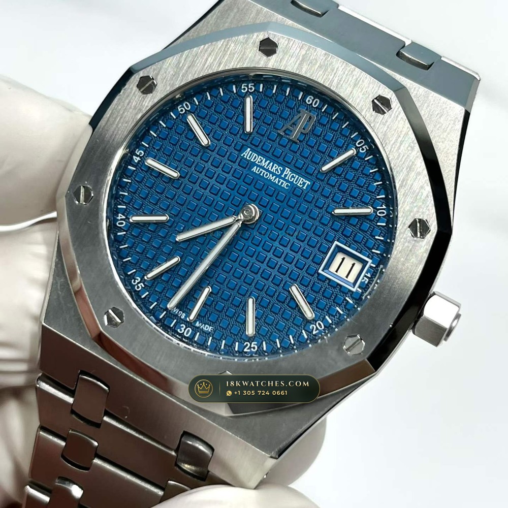 Audemars Piguet Royal Oak Jumbo Extra-Thin 39mm Ref. 15202ST.OO.0944ST.03 — Studio Gallery Plate V in 904L Stainless Steel Custom Architecture (103.8g Verified Mass, Audemars Piguet Cal. 2121 Ultra-Thin)