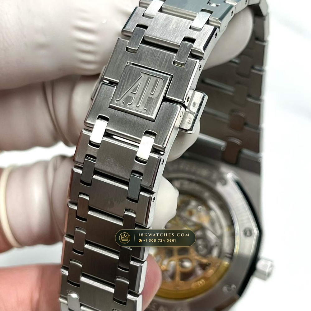 Audemars Piguet Royal Oak Jumbo Extra-Thin 39mm Ref. 15202ST.OO.0944ST.03 — Studio Gallery Plate IX in 904L Stainless Steel Custom Architecture (103.8g Verified Mass, Audemars Piguet Cal. 2121 Ultra-Thin)
