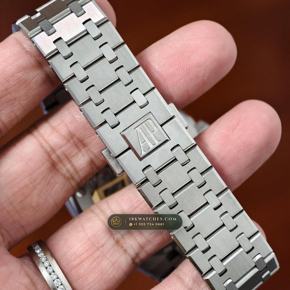 Audemars Piguet Royal Oak Selfwinding Chronograph 41mm Custom Tapestry Dial Deep Crystal Optics Ref. 26240ST.OO.1320ST.08 — Studio Gallery Plate V in 904L Stainless Steel Custom Architecture (180.6g Verified Mass, Audemars Piguet Cal. 4401 Flyback Chronograph)