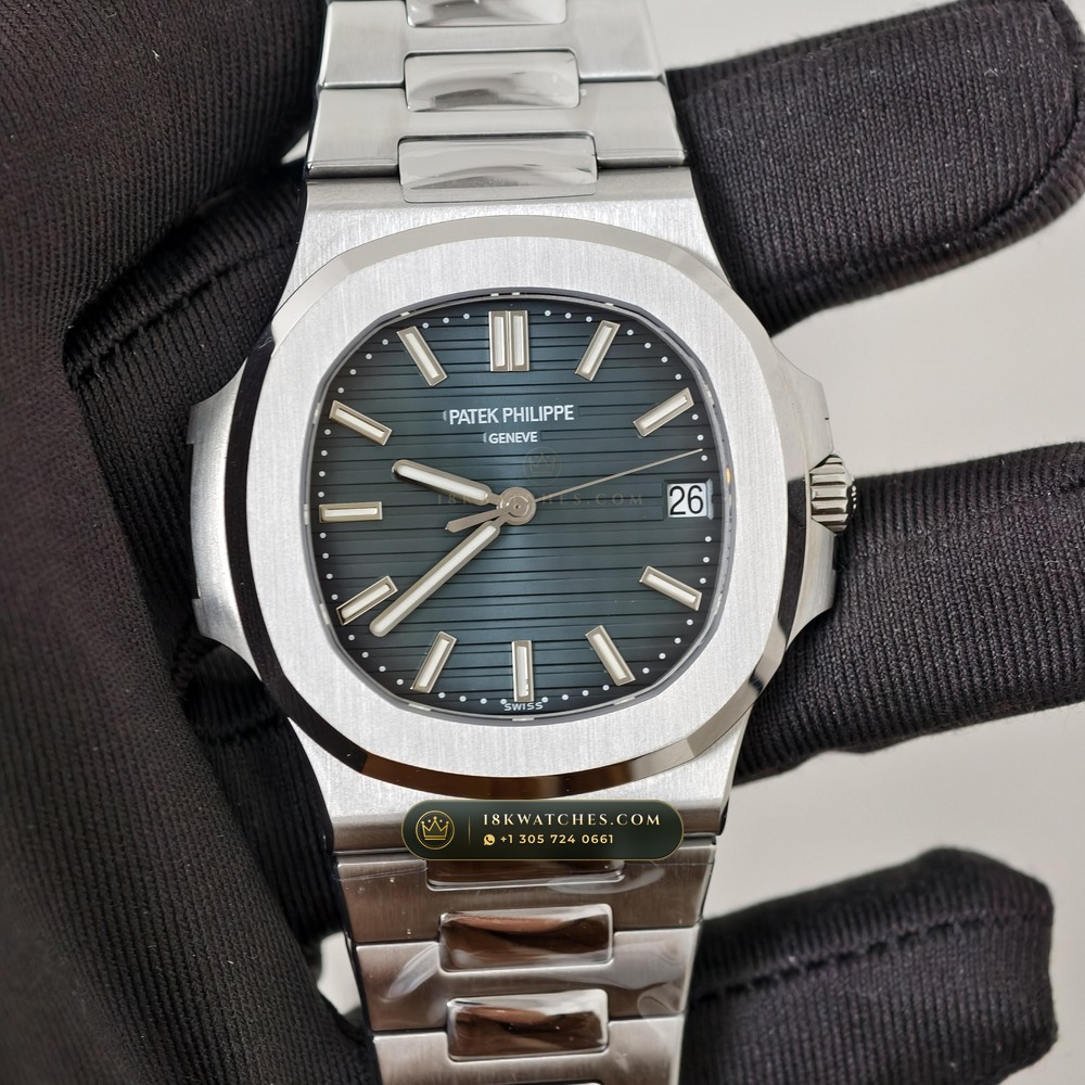 Patek Philippe Nautilus Self-Winding Custom SW Dial 22K Gold Rotor Ref. 5711/1A-001