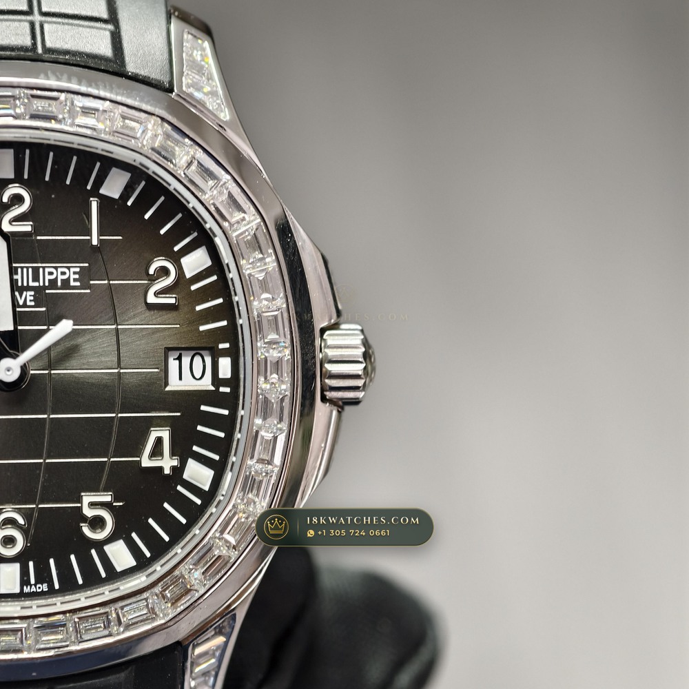 Patek Philippe Aquanaut Haute Joaillerie Baguette Diamond Bezel 18K White Gold Ref. 5167/300G-010 — Studio Gallery Plate II in 18K White Gold Au750 (108.4g Verified Mass, Patek Philippe Cal. 324 S C - 21K Gold Rotor)