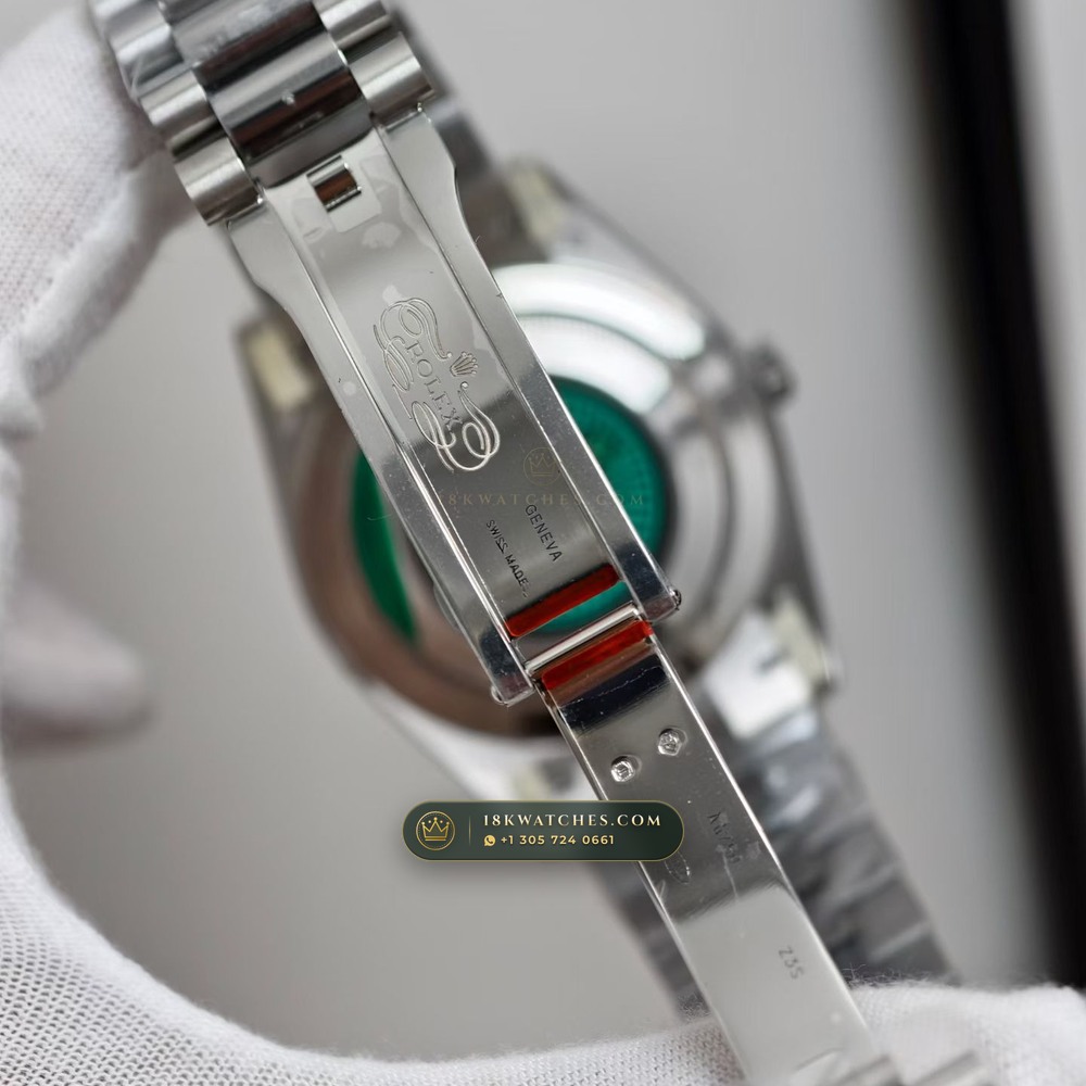 Rolex Day-Date 40 18K White Gold Geneva Atelier Spec Ref. 228239 — Studio Gallery Plate VI in 18K White Gold Au750 (210.9g Verified Mass, Rolex Manufacture Cal. 3255 - 70h Power Reserve)