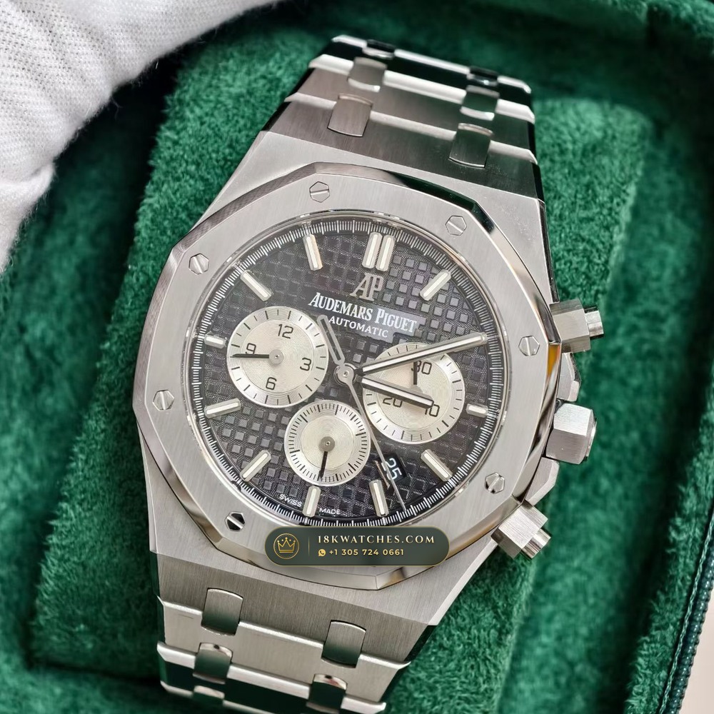 Audemars Piguet Royal Oak Selfwinding Chronograph 41mm Geneva Atelier Spec Ref. 26331ST — Studio Gallery Plate III in 904L Stainless Steel Custom Architecture (180.4g Verified Mass, Audemars Piguet Cal. 2385 Column-Wheel Chronograph)