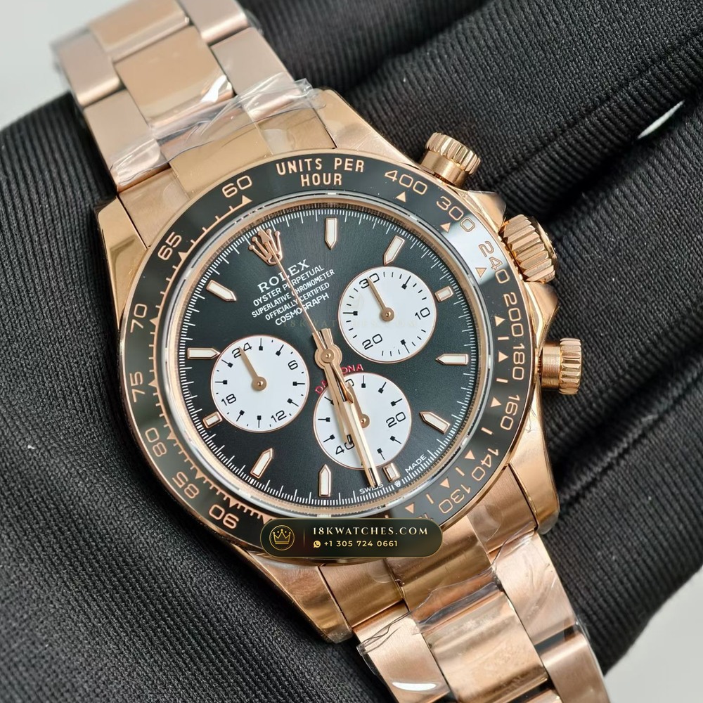 Rolex Cosmograph Daytona Le Mans 100th Anniversary 18K Everose Gold Chronometer Regulated Spec Ref. 126525LN — Studio Gallery Plate II in 18K Rose Gold Au750 (216.9g Verified Mass, Rolex Manufacture Cal. 4132 - 24h Le Mans)