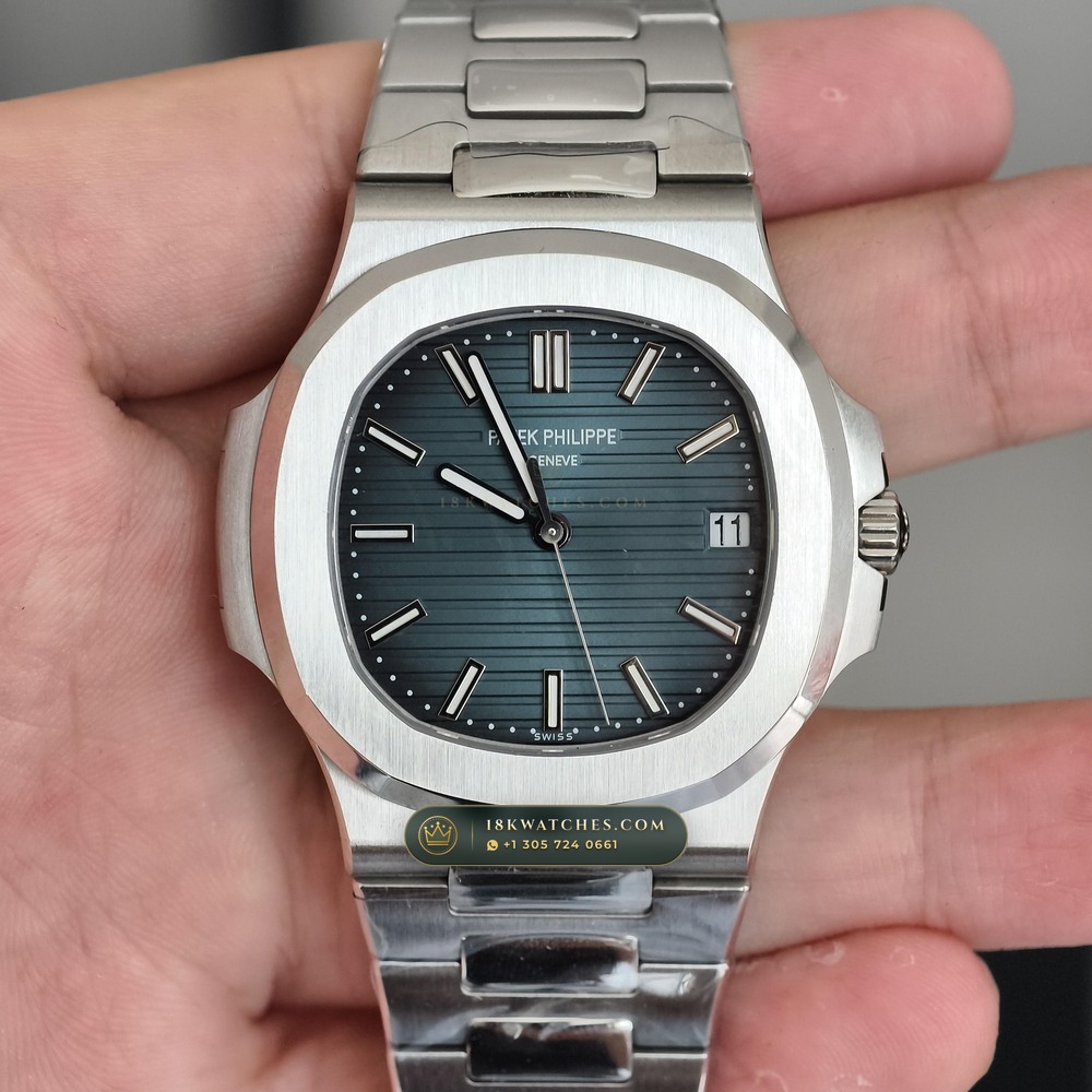 Patek Philippe Nautilus Self-Winding Custom SW Dial Ref. 5711/1A — Studio Gallery Plate II in 904L Stainless Steel Custom Architecture (115.1g Verified Mass, Patek Philippe Cal. 26-330 S C / Cal. 324 S C - 21K Gold Rotor)