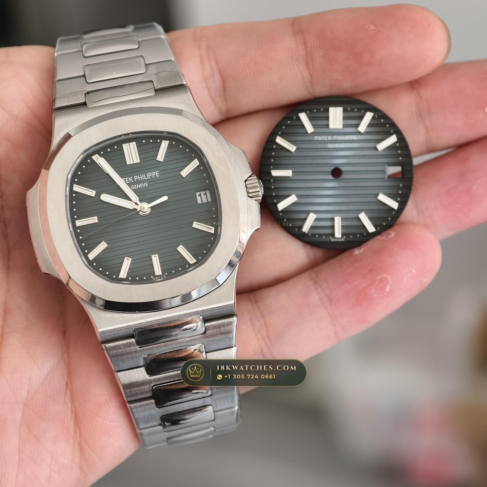 Patek Philippe Nautilus Self-Winding Custom SW Dial Ref. 5711/1A — Studio Gallery Plate III in 904L Stainless Steel Custom Architecture (115.1g Verified Mass, Patek Philippe Cal. 26-330 S C / Cal. 324 S C - 21K Gold Rotor)