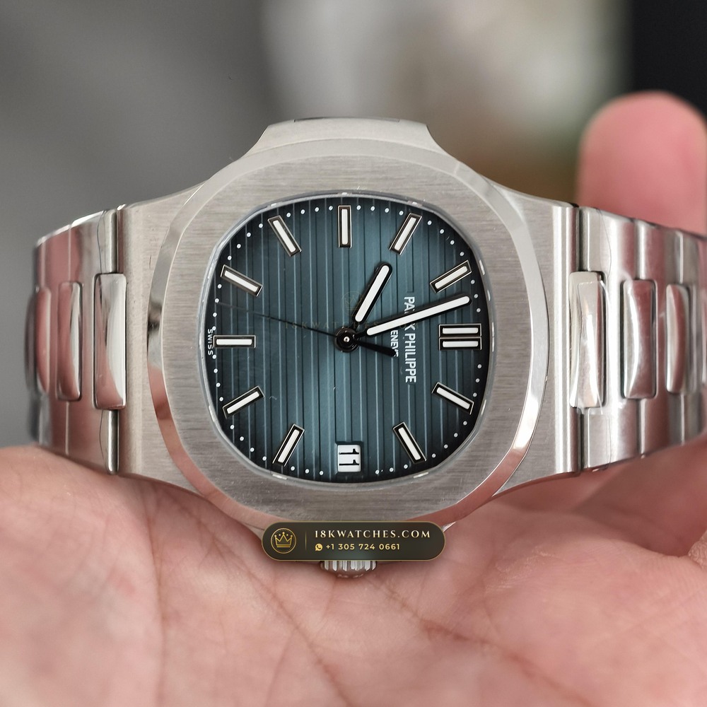 Patek Philippe Nautilus Self-Winding Custom SW Dial Ref. 5711/1A — Studio Gallery Plate V in 904L Stainless Steel Custom Architecture (115.1g Verified Mass, Patek Philippe Cal. 26-330 S C / Cal. 324 S C - 21K Gold Rotor)