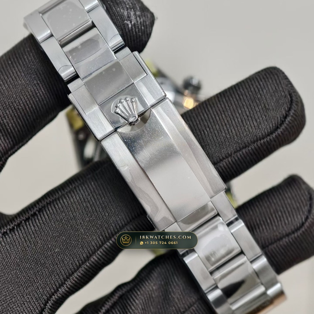 Rolex Cosmograph Daytona Le Mans 100th Anniversary 18K White Gold Geneva Atelier Spec Ref. 126529LN — Studio Gallery Plate IV in 18K White Gold Au750 (216.8g Verified Mass, Rolex Manufacture Cal. 4132 - 24h Le Mans)